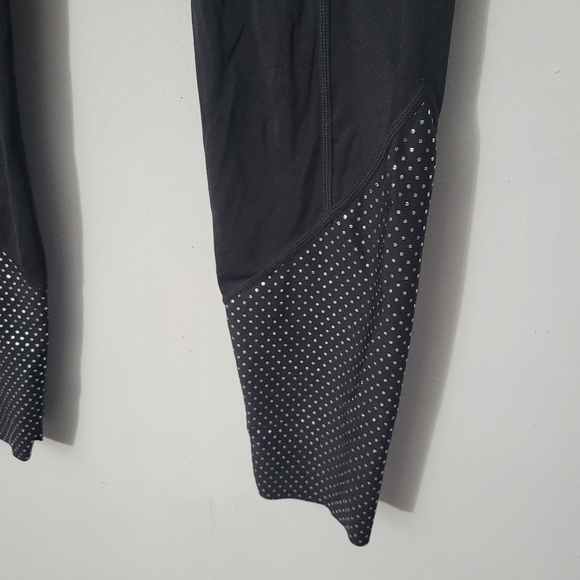 Zyia Black Embellished Ankle Cropped Leggings - Picture 3 of 9